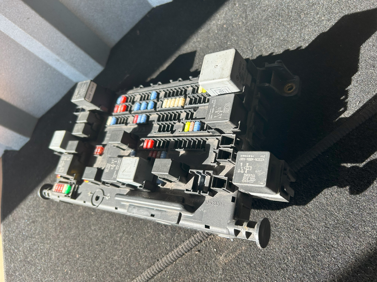 DAF XF 106 FUSE BOX - Zekeringkast: afbeelding 4 DAF XF 106 FUSE BOX - Zekeringkast: afbeelding 4