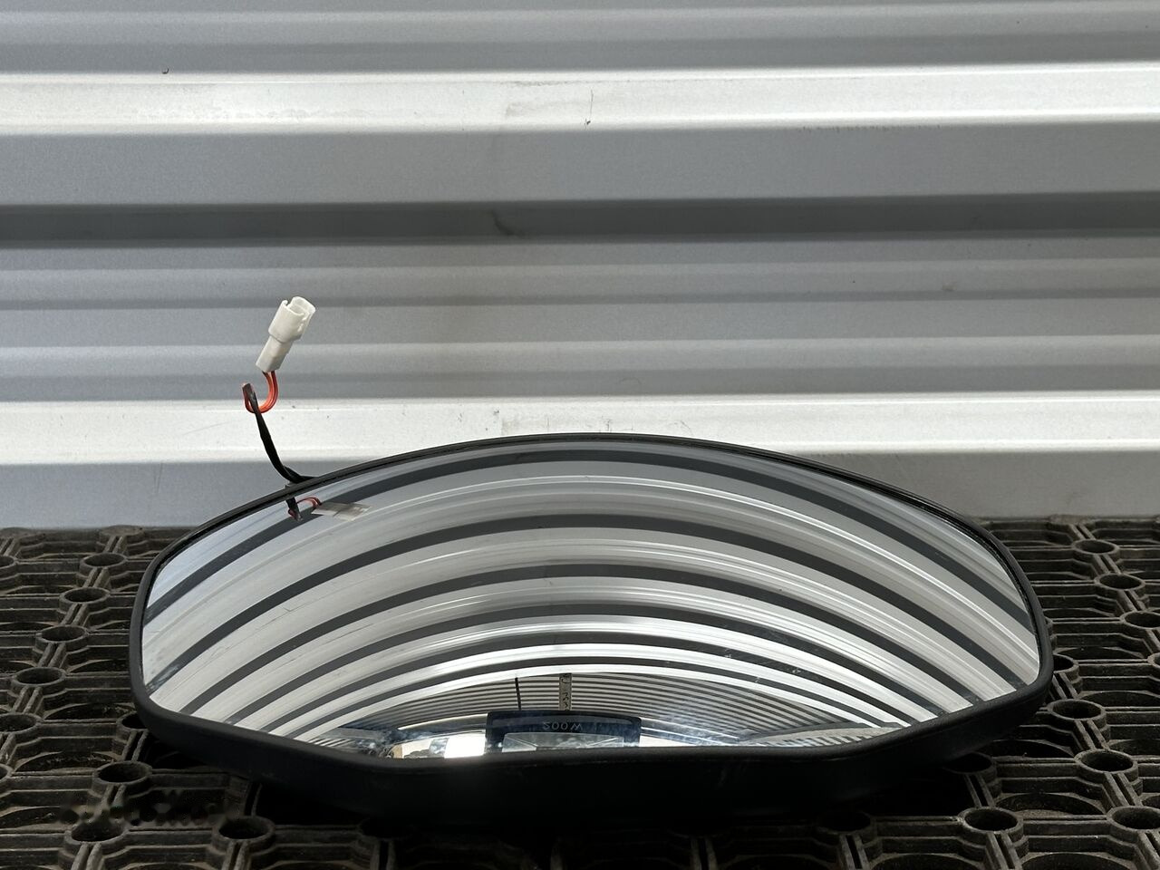 IVECO S-WAY STRALIS 5802287173 IVECO truck - Achteruitkijkspiegel voor Vrachtwagen: afbeelding 2 IVECO S-WAY STRALIS 5802287173 IVECO truck - Achteruitkijkspiegel voor Vrachtwagen: afbeelding 2