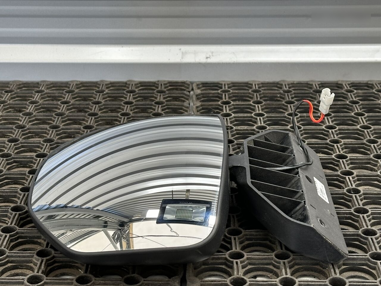 IVECO S-WAY STRALIS 5802287173 IVECO truck - Achteruitkijkspiegel voor Vrachtwagen: afbeelding 3 IVECO S-WAY STRALIS 5802287173 IVECO truck - Achteruitkijkspiegel voor Vrachtwagen: afbeelding 3