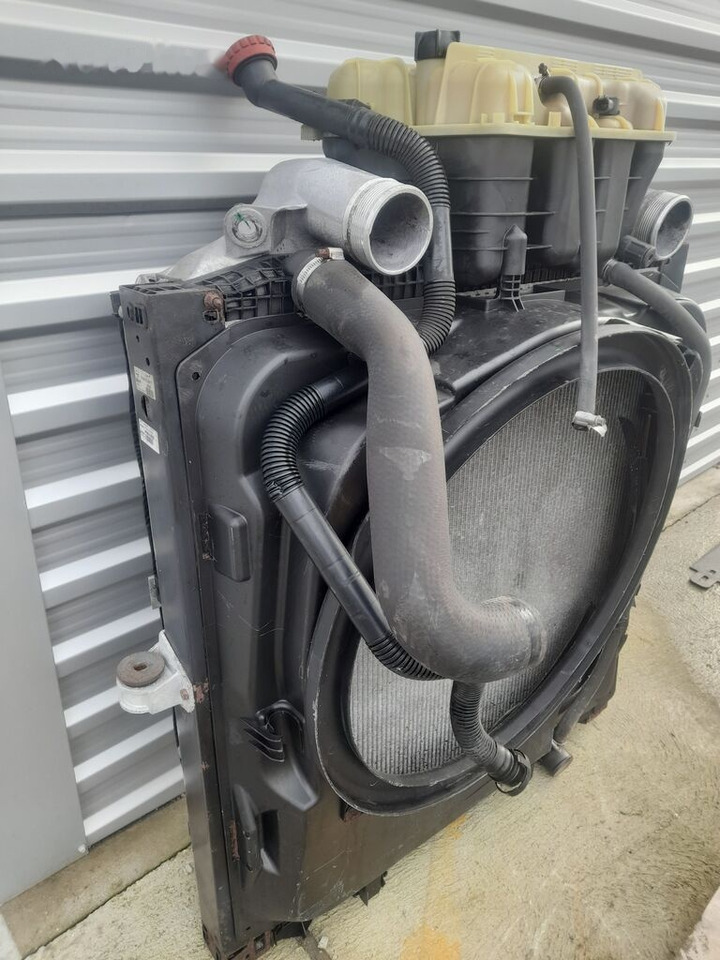 MAN TGA 81061016477 - Intercooler voor Vrachtwagen: afbeelding 2 MAN TGA 81061016477 - Intercooler voor Vrachtwagen: afbeelding 2