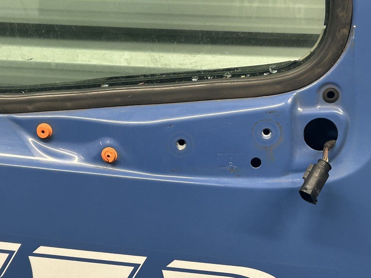 MERCEDES ACTROS MP4 DOOR RIGHT EITH RAMP MIRROR - Deur en onderdelen: afbeelding 3 MERCEDES ACTROS MP4 DOOR RIGHT EITH RAMP MIRROR - Deur en onderdelen: afbeelding 3