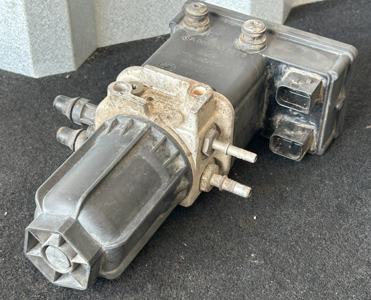 MERCEDES-BENZ ACTROS MP4 ADBLUE PUMP - Geluiddemper/ Uitlaatsysteem voor Vrachtwagen: afbeelding 5 MERCEDES-BENZ ACTROS MP4 ADBLUE PUMP - Geluiddemper/ Uitlaatsysteem voor Vrachtwagen: afbeelding 5