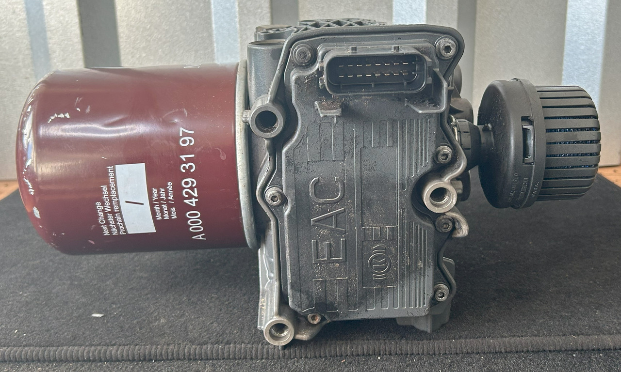 Remdelen voor Vrachtwagen MERCEDES-BENZ ACTROS MP4 EAPU AIR DRYER: afbeelding 6 Remdelen voor Vrachtwagen MERCEDES-BENZ ACTROS MP4 EAPU AIR DRYER: afbeelding 6