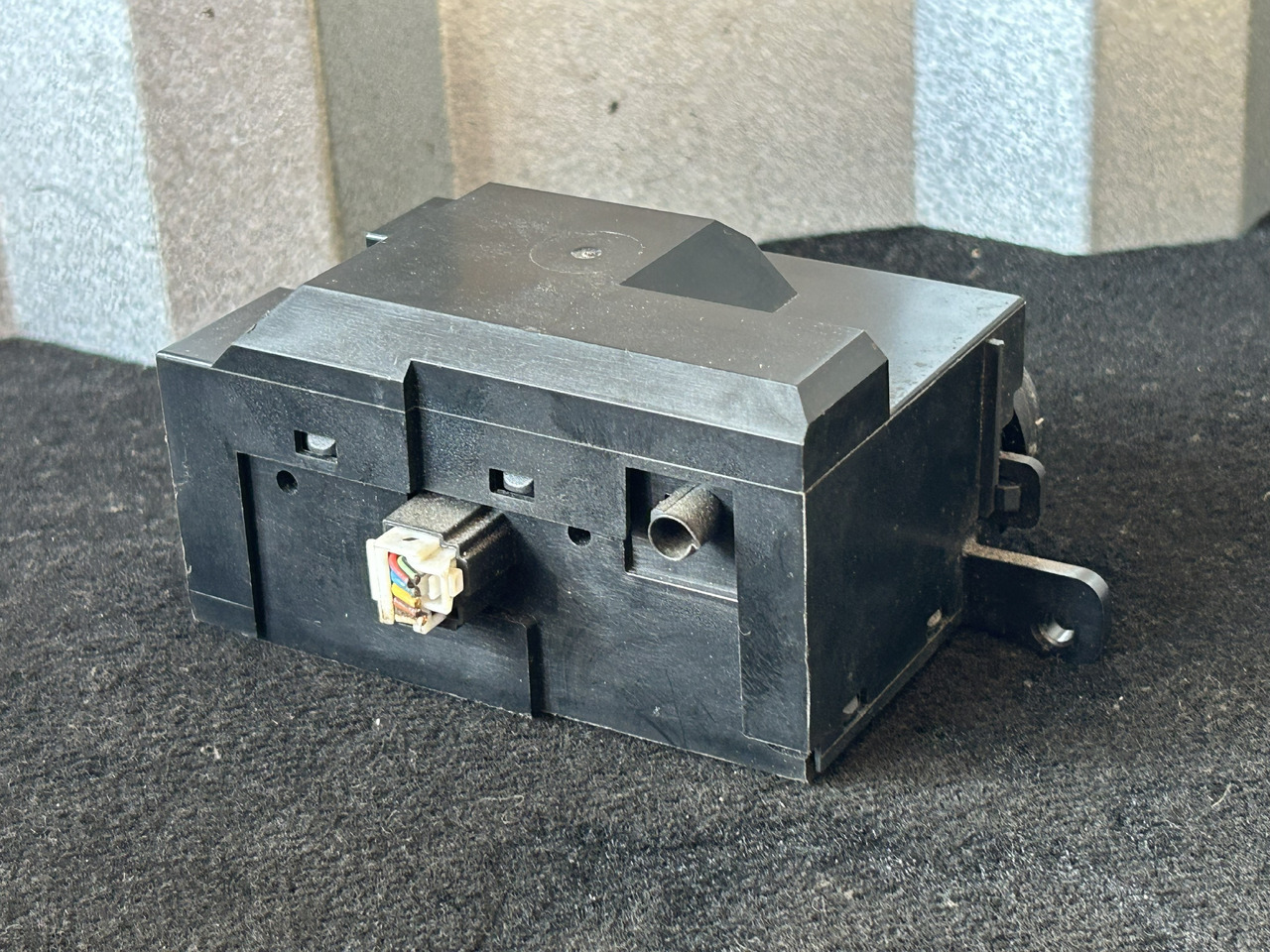 MERCEDES-BENZ ACTROS MP4 START/STOP IGNITION SWITCH - Instrumentenpaneel voor Vrachtwagen: afbeelding 4 MERCEDES-BENZ ACTROS MP4 START/STOP IGNITION SWITCH - Instrumentenpaneel voor Vrachtwagen: afbeelding 4