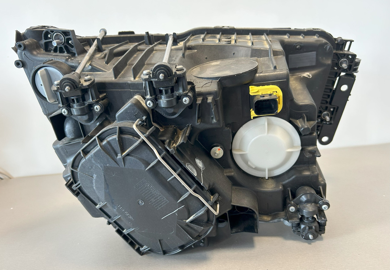 MERCEDES-BENZ brand new original OEM Mercedes-Benz headlight LEFT BI-XENON MP4, MP5 - Koplamp: afbeelding 3 MERCEDES-BENZ brand new original OEM Mercedes-Benz headlight LEFT BI-XENON MP4, MP5 - Koplamp: afbeelding 3