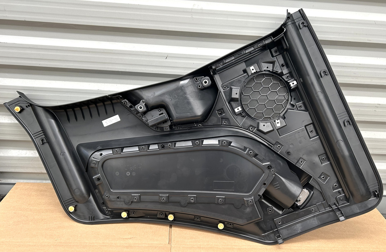 MERCEDES DOOR UPHOLSTERY SIDE RIGHT AROCS ACTROS MP4 MP5 - Deur en onderdelen: afbeelding 4 MERCEDES DOOR UPHOLSTERY SIDE RIGHT AROCS ACTROS MP4 MP5 - Deur en onderdelen: afbeelding 4
