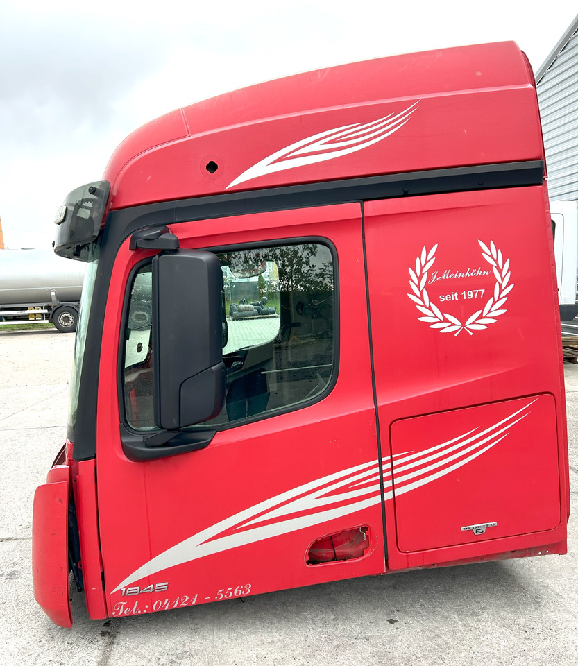 Mercedes Actros MP4 L StreamSpace 2,50 - Cabine: afbeelding 4 Mercedes Actros MP4 L StreamSpace 2,50 - Cabine: afbeelding 4