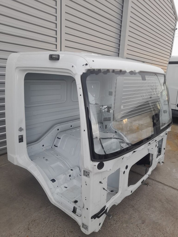 Mercedes-Benz Atego truck - Cabine voor Vrachtwagen: afbeelding 2 Mercedes-Benz Atego truck - Cabine voor Vrachtwagen: afbeelding 2