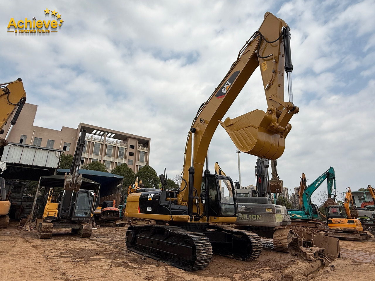CATERPILLAR CAT 330D2 Refurbished 30TON C9ACERT 200Kw 1.4-2.0m³ 33750kg【ACHIEVE】 TOP CONDITION!!! - Graafmachine: afbeelding 1 CATERPILLAR CAT 330D2 Refurbished 30TON C9ACERT 200Kw 1.4-2.0m³ 33750kg【ACHIEVE】 TOP CONDITION!!! - Graafmachine: afbeelding 1