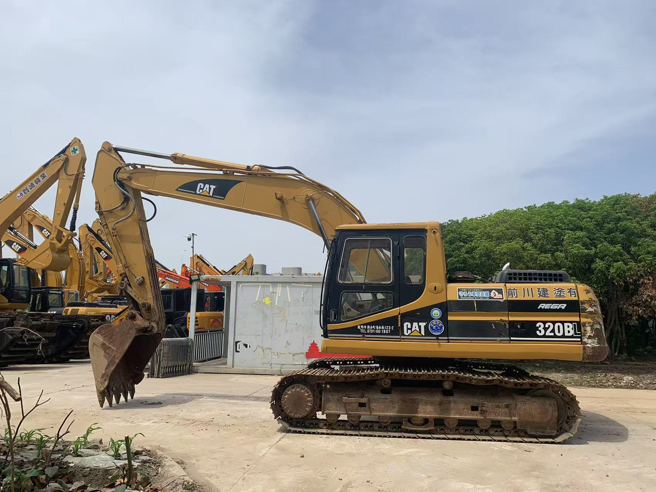 CATERPILLAR 320BL Used Excavator with Original Color - Rupsgraafmachine: afbeelding 3 CATERPILLAR 320BL Used Excavator with Original Color - Rupsgraafmachine: afbeelding 3