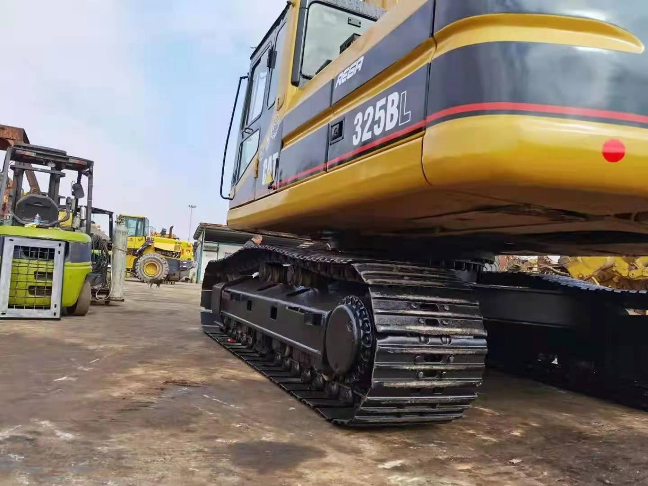 Caterpillar Excavator Secondhand Condition CAT 325BL, 330BL, 320BL - Rupsgraafmachine: afbeelding 5 Caterpillar Excavator Secondhand Condition CAT 325BL, 330BL, 320BL - Rupsgraafmachine: afbeelding 5