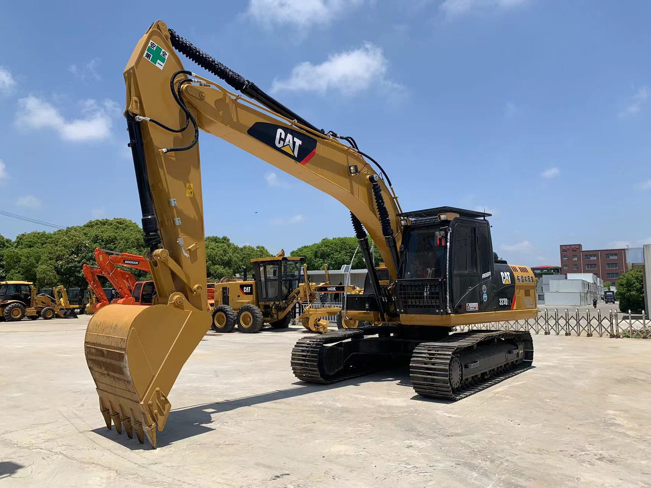 Caterpillar Tracked Excavator CAT 323D, 323D2 for Bolivia - Rupsgraafmachine: afbeelding 3 Caterpillar Tracked Excavator CAT 323D, 323D2 for Bolivia - Rupsgraafmachine: afbeelding 3