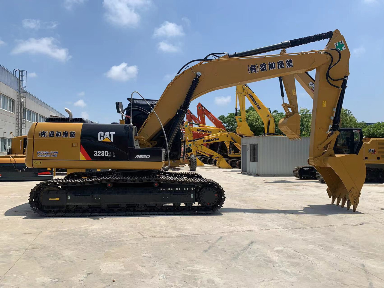 Caterpillar Tracked Excavator CAT 323D, 323D2 for Bolivia - Rupsgraafmachine: afbeelding 1 Caterpillar Tracked Excavator CAT 323D, 323D2 for Bolivia - Rupsgraafmachine: afbeelding 1