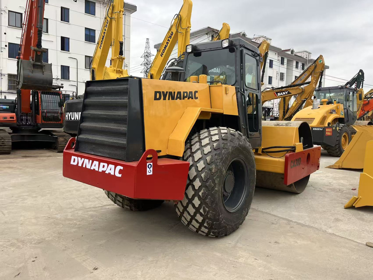 Dynapac Vibratory Road roller CA30D, CA25D Good Price on Sale - Asfaltwals: afbeelding 4 Dynapac Vibratory Road roller CA30D, CA25D Good Price on Sale - Asfaltwals: afbeelding 4