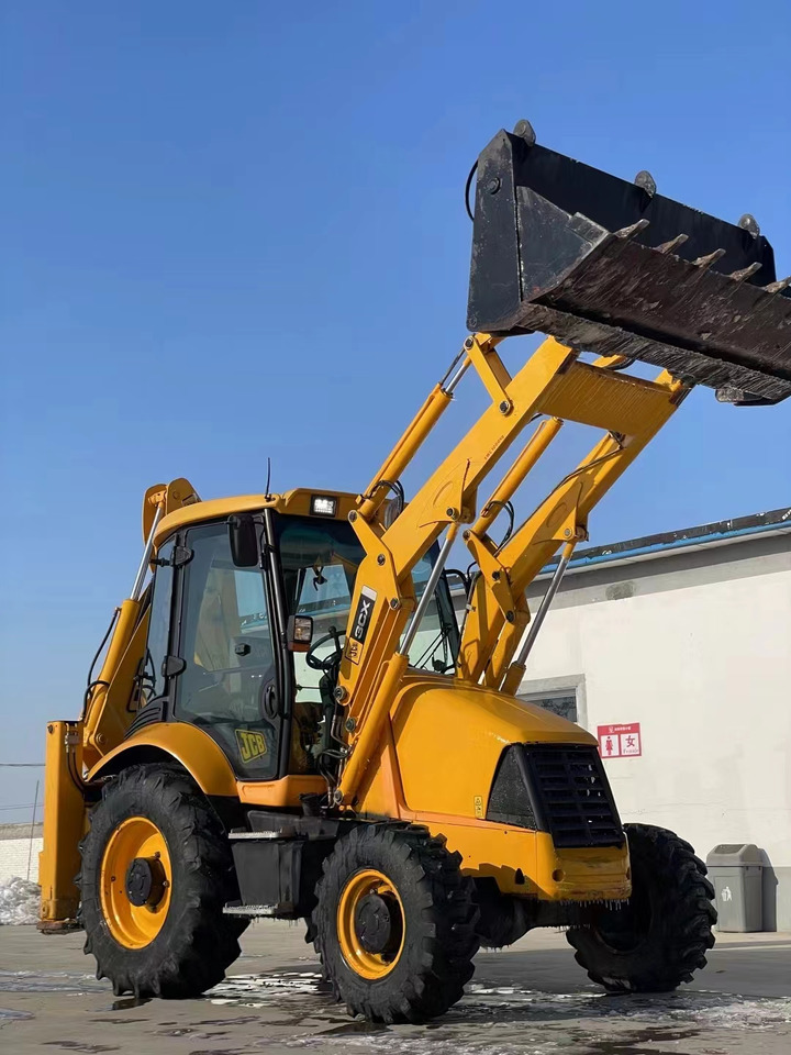 JCB 3CX Used Backhoe Loader with Hammer - Graaflaadmachine: afbeelding 4 JCB 3CX Used Backhoe Loader with Hammer - Graaflaadmachine: afbeelding 4