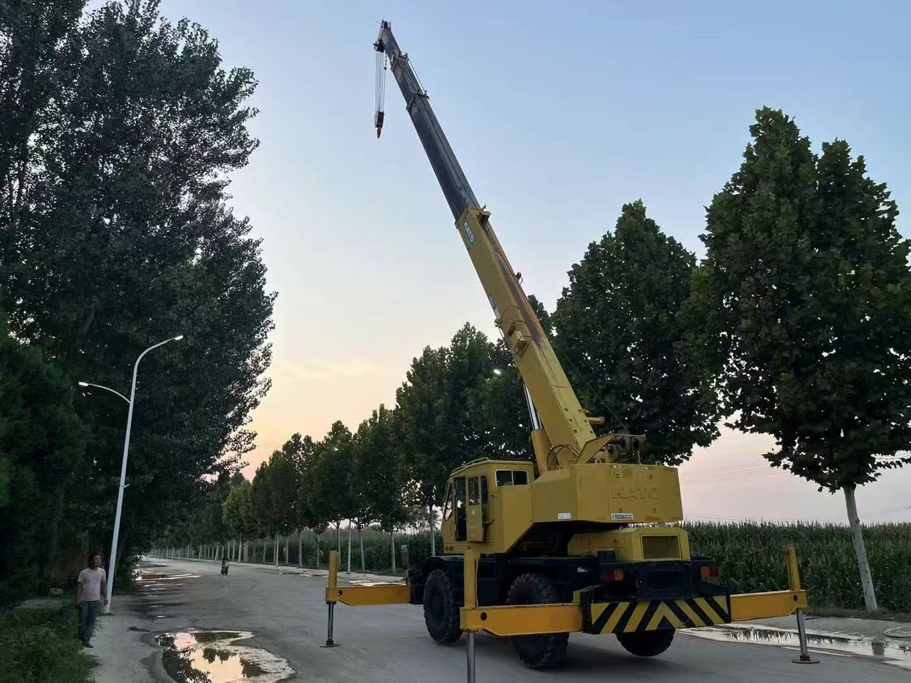 KATO KR250 Good Price 25 ton Rough Terrain Crane - Mobiele kraan: afbeelding 3 KATO KR250 Good Price 25 ton Rough Terrain Crane - Mobiele kraan: afbeelding 3