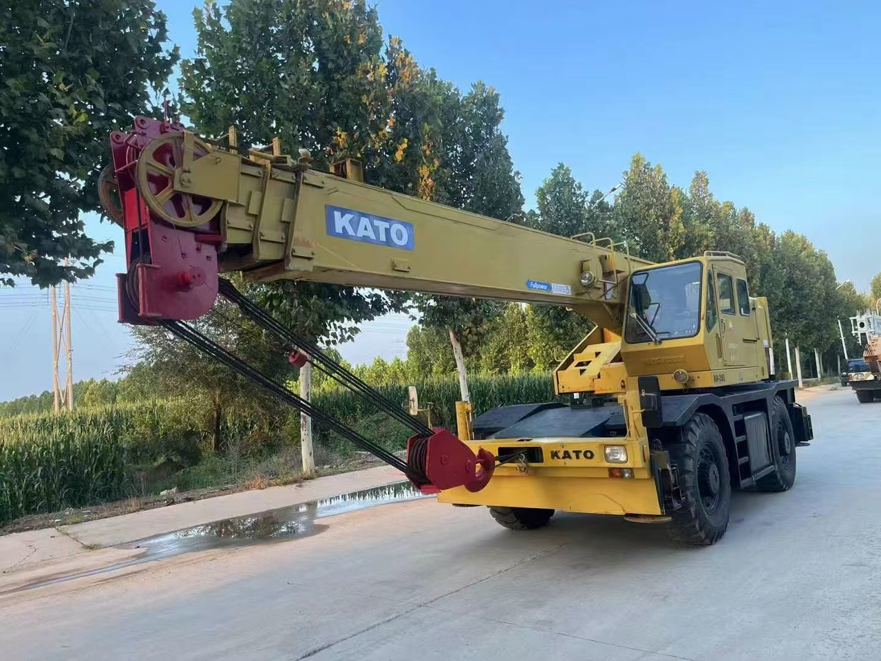 KATO KR250 Good Price 25 ton Rough Terrain Crane - Mobiele kraan: afbeelding 2 KATO KR250 Good Price 25 ton Rough Terrain Crane - Mobiele kraan: afbeelding 2