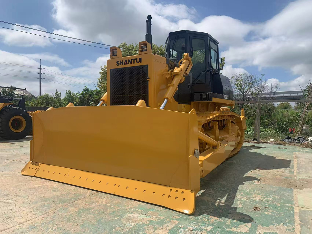 SHANTUI Bulldozer SD22, SD32, SD16 Secondhand Condition - Bulldozer: afbeelding 4 SHANTUI Bulldozer SD22, SD32, SD16 Secondhand Condition - Bulldozer: afbeelding 4