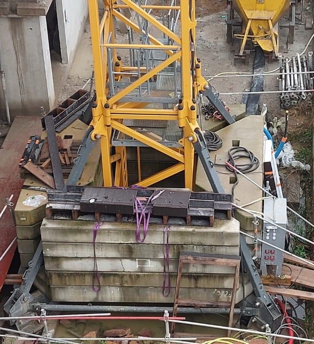 LIEBHERR 200 EC-H 10 Litronic - Torenkraan: afbeelding 3 LIEBHERR 200 EC-H 10 Litronic - Torenkraan: afbeelding 3