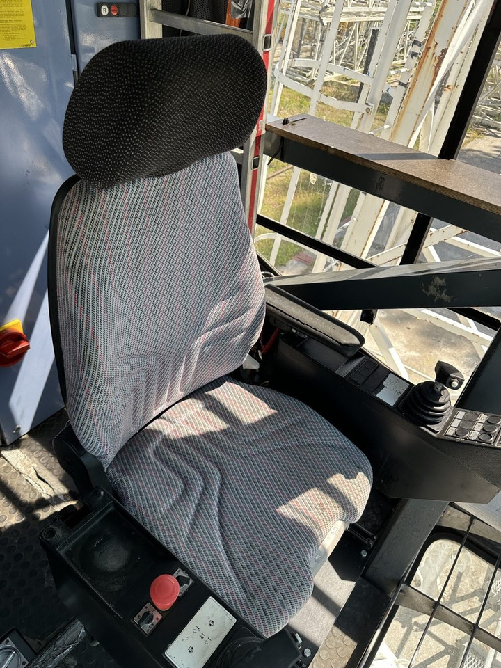 LIEBHERR 280 EC-H 12 Litronic slewing part - Kraan: afbeelding 5 LIEBHERR 280 EC-H 12 Litronic slewing part - Kraan: afbeelding 5