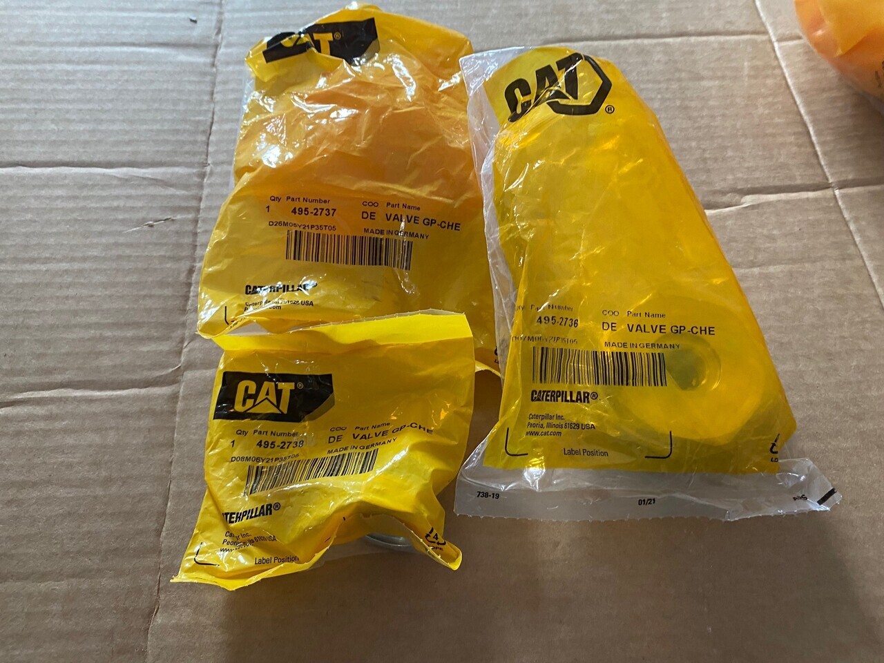 O&K Terex RH120E Cat 6030 RH340 6060 Valves 495-2736 495-2737 495-2738 - Onderdelen: afbeelding 1 O&K Terex RH120E Cat 6030 RH340 6060 Valves 495-2736 495-2737 495-2738 - Onderdelen: afbeelding 1