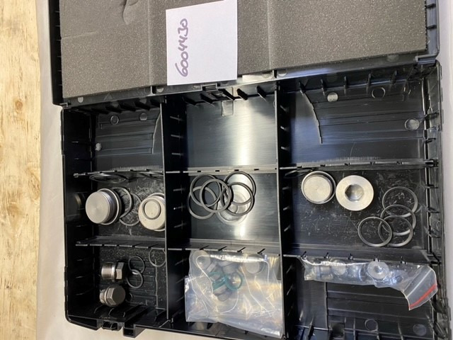 O&K Terex RH40 RH90 RH120 RH170 RH340 Assortment boxes 6004430 4042752 535-4519 6005000 4042756 535-4535 - Onderdelen voor Graafmachine: afbeelding 4 O&K Terex RH40 RH90 RH120 RH170 RH340 Assortment boxes 6004430 4042752 535-4519 6005000 4042756 535-4535 - Onderdelen voor Graafmachine: afbeelding 4