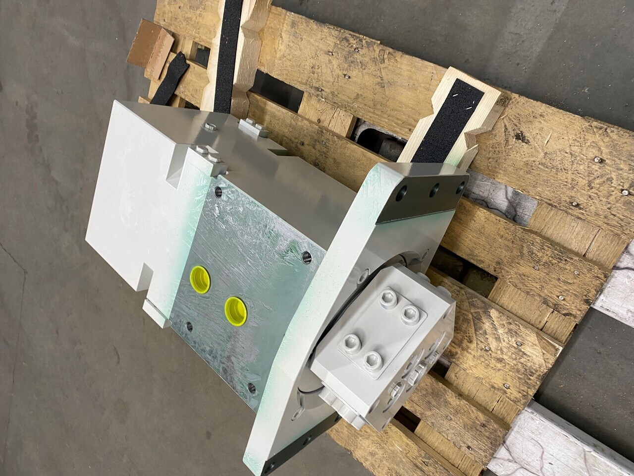 O&K Terex RH40 RH90 RH200 Rotor 1778490 1453559 533-7124 - Onderdelen voor Vrachtwagen: afbeelding 1 O&K Terex RH40 RH90 RH200 Rotor 1778490 1453559 533-7124 - Onderdelen voor Vrachtwagen: afbeelding 1