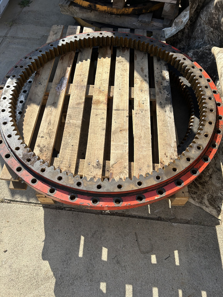 LIEBHERR 900C, 904C - Draaikrans voor Graafmachine: afbeelding 4 LIEBHERR 900C, 904C - Draaikrans voor Graafmachine: afbeelding 4