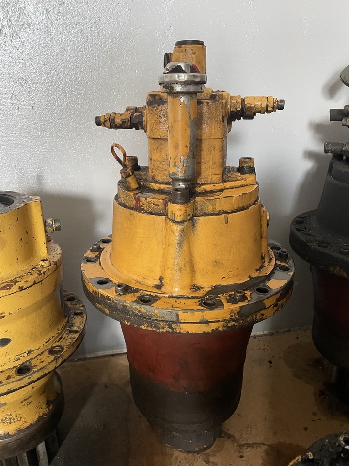 LIEBHERR SAT 250/201 - Zwenkmotor: afbeelding 1 LIEBHERR SAT 250/201 - Zwenkmotor: afbeelding 1