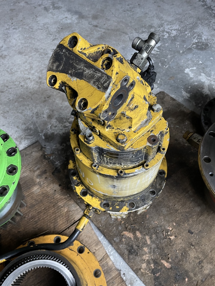 NEW HOLLAND Mh plus - Zwenkmotor voor Graafmachine: afbeelding 2 NEW HOLLAND Mh plus - Zwenkmotor voor Graafmachine: afbeelding 2