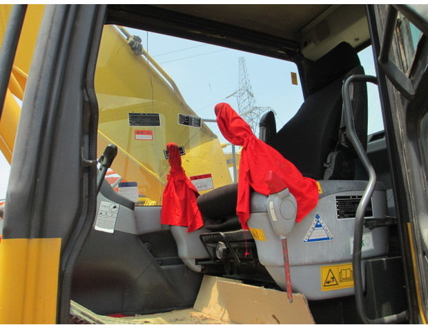 2020 Komatsu PC200-7 - Rupsgraafmachine: afbeelding 2 2020 Komatsu PC200-7 - Rupsgraafmachine: afbeelding 2