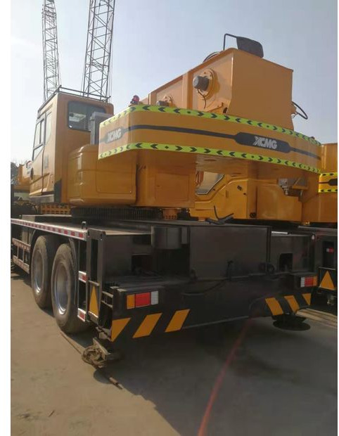 2021 XCMG QY70K - Mobiele kraan: afbeelding 3 2021 XCMG QY70K - Mobiele kraan: afbeelding 3