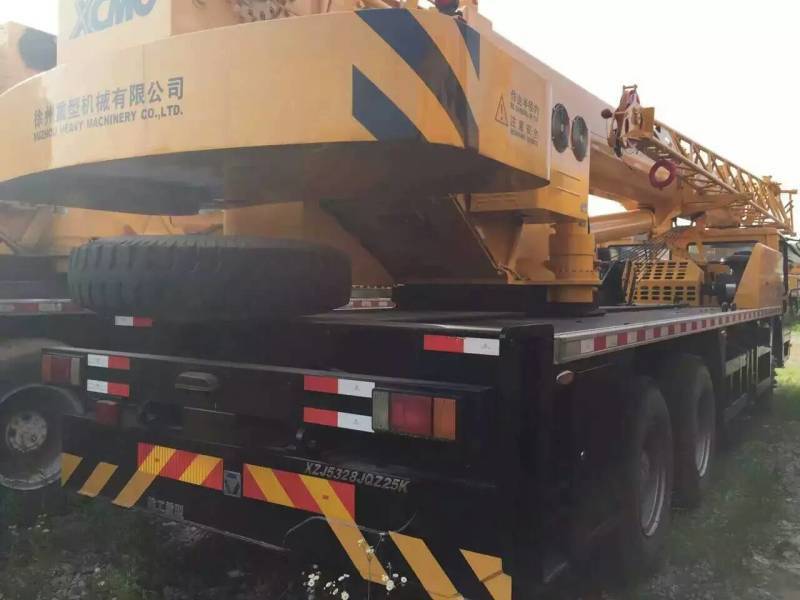 XCMG QY25K5 - Mobiele kraan: afbeelding 4 XCMG QY25K5 - Mobiele kraan: afbeelding 4