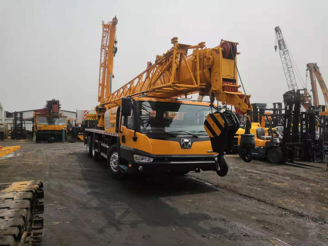 XCMG QY25K5 - Mobiele kraan: afbeelding 5 XCMG QY25K5 - Mobiele kraan: afbeelding 5