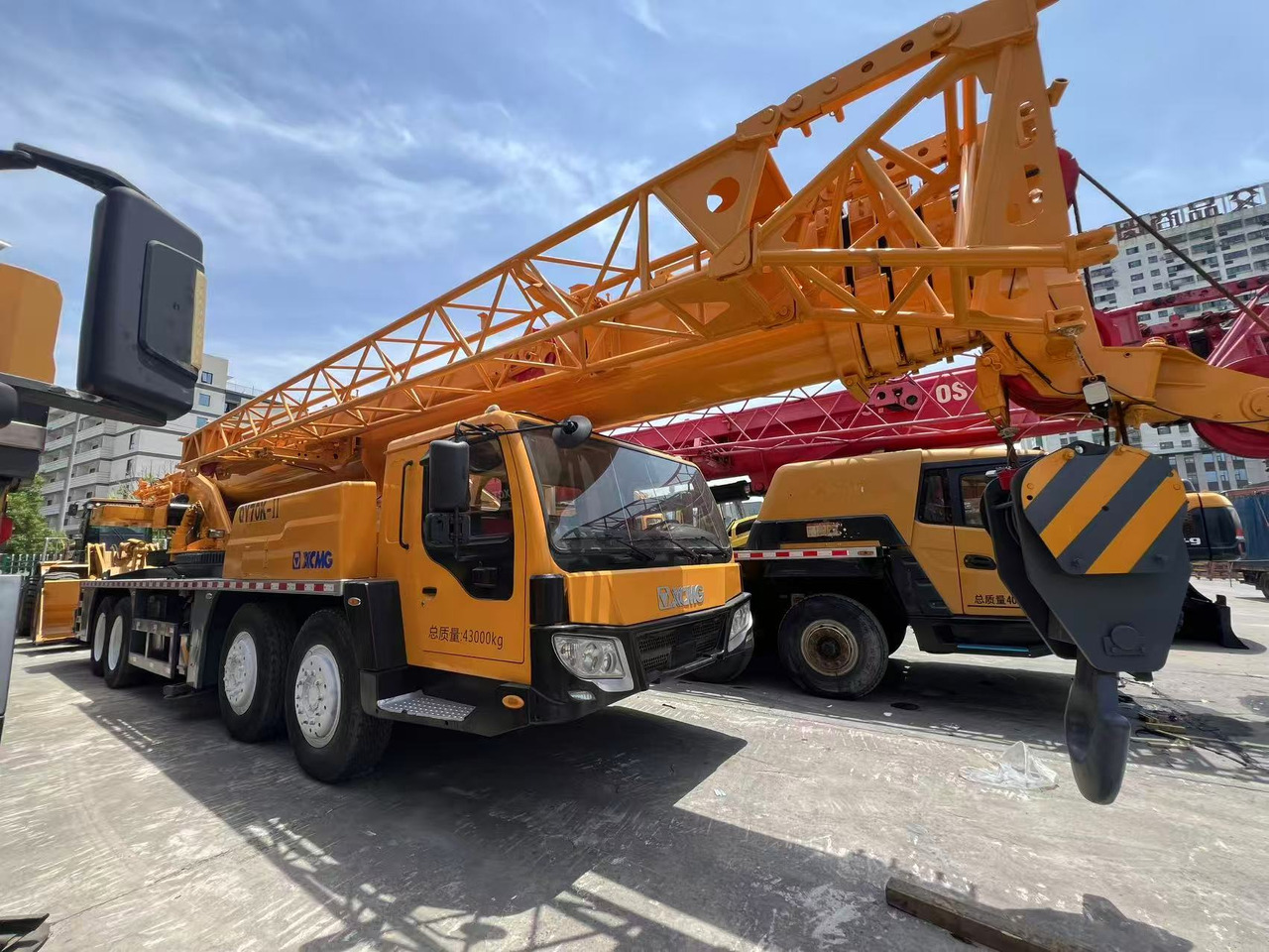 XCMG QY70K-I - Mobiele kraan: afbeelding 3 XCMG QY70K-I - Mobiele kraan: afbeelding 3