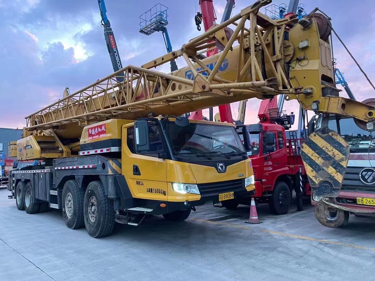 XCMG XCT80 - Mobiele kraan: afbeelding 1 XCMG XCT80 - Mobiele kraan: afbeelding 1