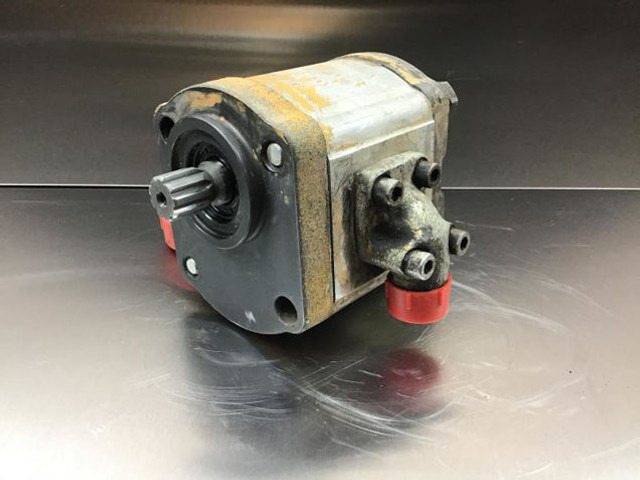 Bosch Gear Pump - Hydraulische pomp: afbeelding 1 Bosch Gear Pump - Hydraulische pomp: afbeelding 1