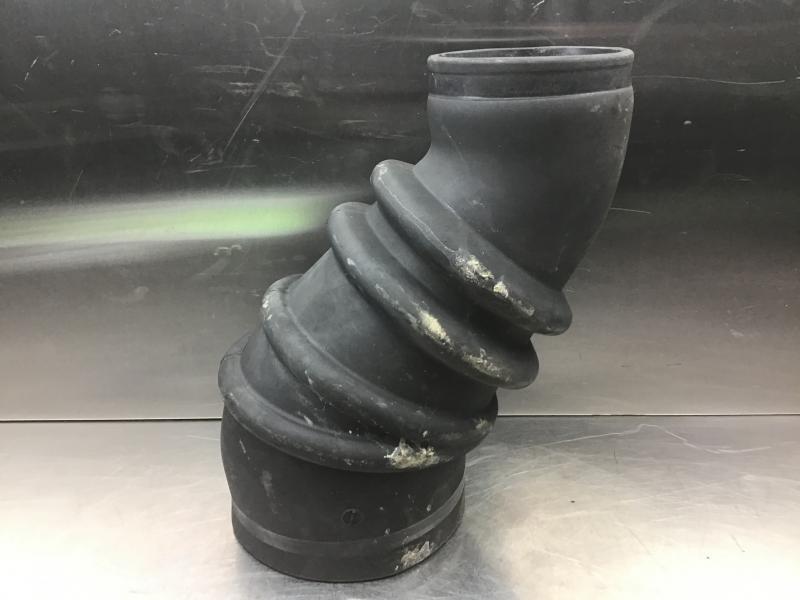 Liebherr Air Hose - Luchtinlaatsysteem voor Bouwmachine: afbeelding 1 Liebherr Air Hose - Luchtinlaatsysteem voor Bouwmachine: afbeelding 1