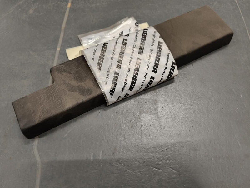 Liebherr Arm Rest Left - Carrosserie en exterieur: afbeelding 1 Liebherr Arm Rest Left - Carrosserie en exterieur: afbeelding 1