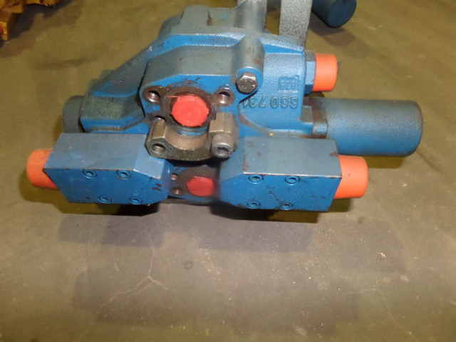 Liebherr Control Block - Hydraulica: afbeelding 2 Liebherr Control Block - Hydraulica: afbeelding 2