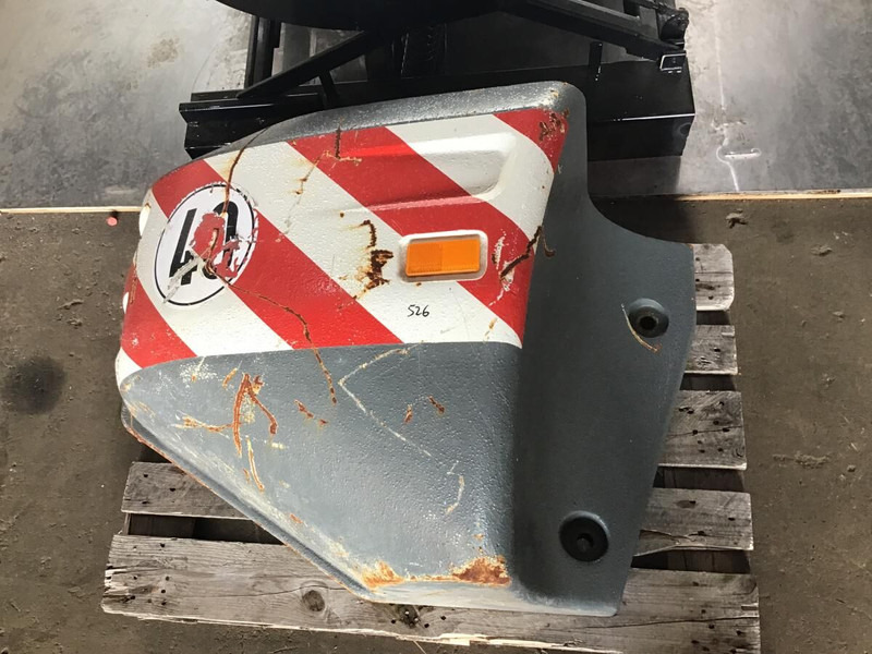 Liebherr Counterweight - Tegenwicht voor Landbouwmachine: afbeelding 1 Liebherr Counterweight - Tegenwicht voor Landbouwmachine: afbeelding 1