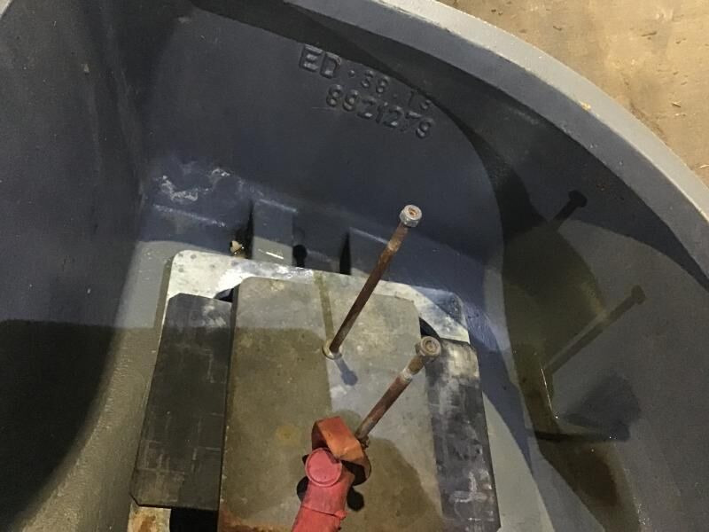 Liebherr Counterweight Right - Tegenwicht voor Bouwmachine: afbeelding 2 Liebherr Counterweight Right - Tegenwicht voor Bouwmachine: afbeelding 2