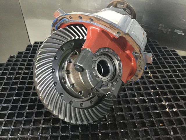 Liebherr Differential - Differentieel: afbeelding 3 Liebherr Differential - Differentieel: afbeelding 3