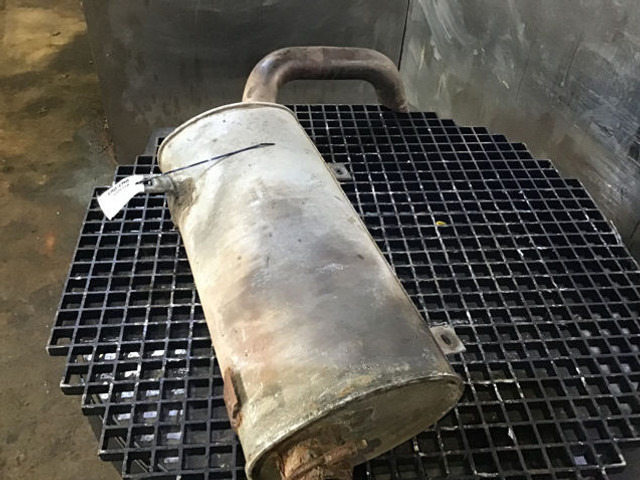 Geluiddemper Liebherr Exhaust Silencer: afbeelding 1
