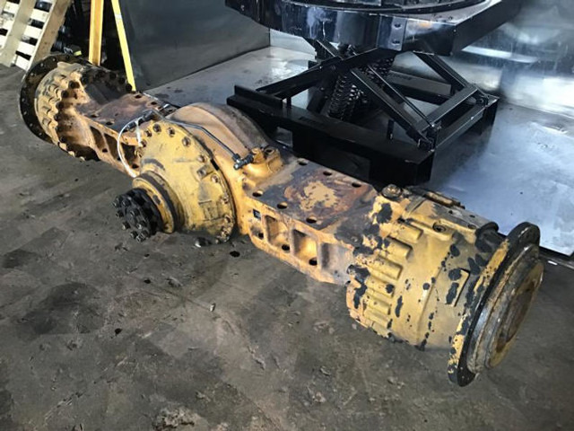 Liebherr Front Axle - Vooras: afbeelding 1 Liebherr Front Axle - Vooras: afbeelding 1