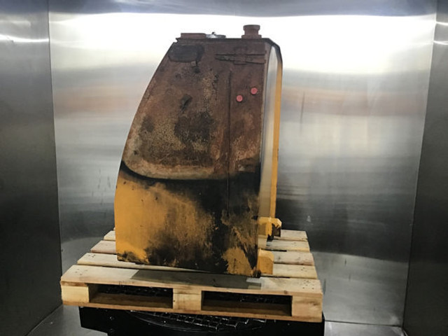 Liebherr Fueltank - Brandstoftank: afbeelding 1 Liebherr Fueltank - Brandstoftank: afbeelding 1