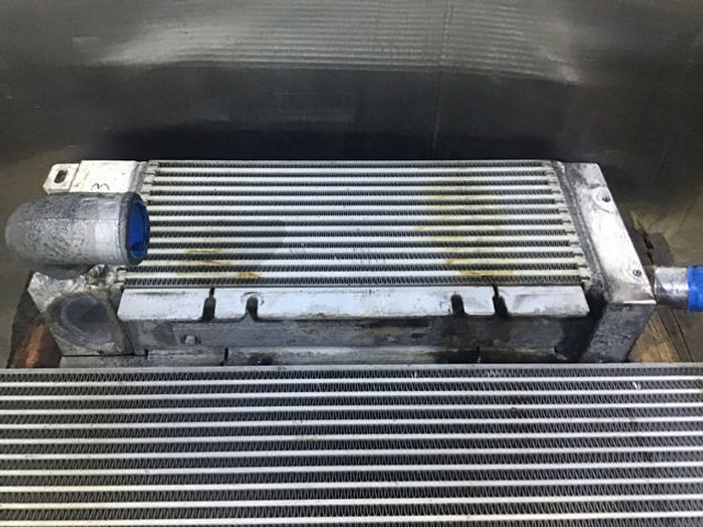 Liebherr Inter Cooler - Intercooler: afbeelding 1 Liebherr Inter Cooler - Intercooler: afbeelding 1