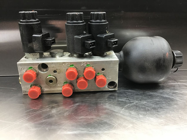 Liebherr L524 / L534 / L538 - Hydraulica: afbeelding 3 Liebherr L524 / L534 / L538 - Hydraulica: afbeelding 3