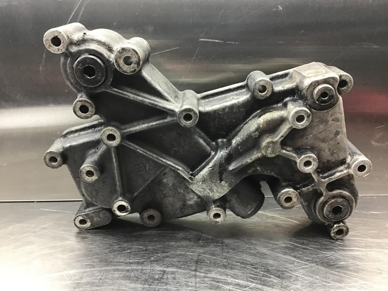 Liebherr - Oliekoeler: afbeelding 2 Liebherr - Oliekoeler: afbeelding 2