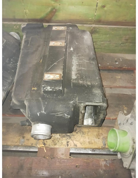 Liebherr - Intercooler: afbeelding 1 Liebherr - Intercooler: afbeelding 1